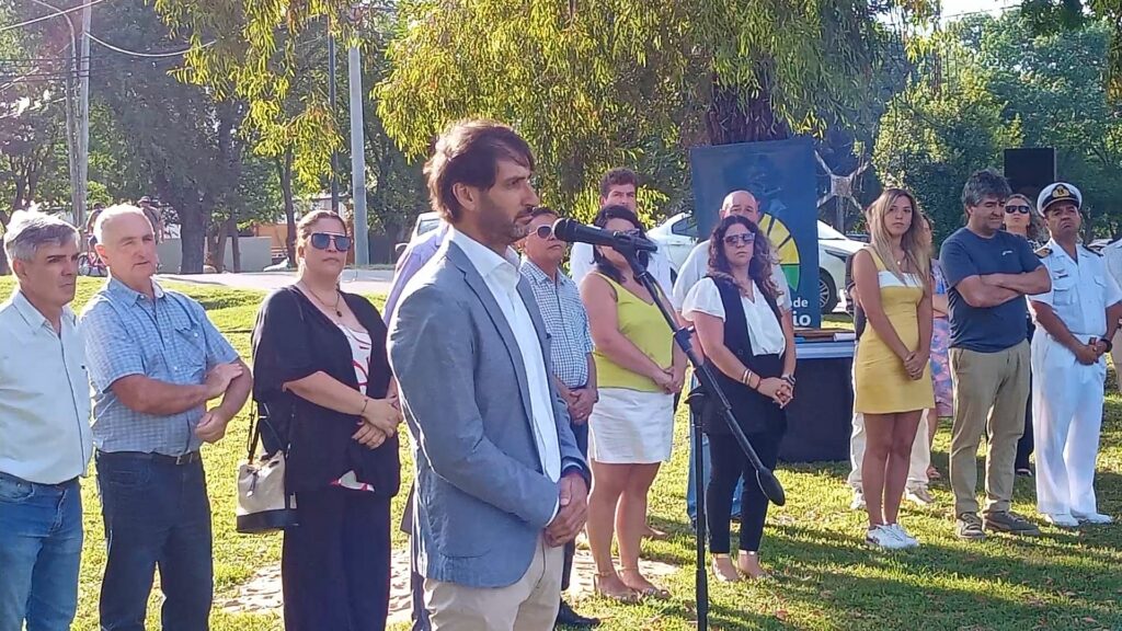 VID_20251206_180617.mp4_snapshot_17.09.173